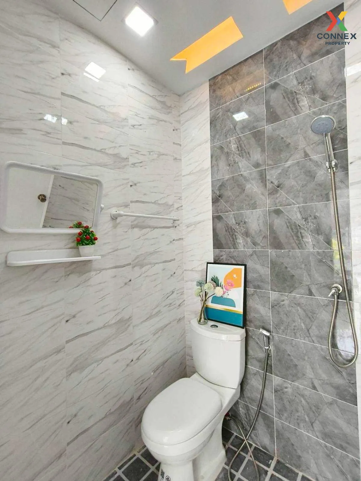 For Sale Townhouse/Townhome  , Baan Poonsin Thani 3 , newly renov