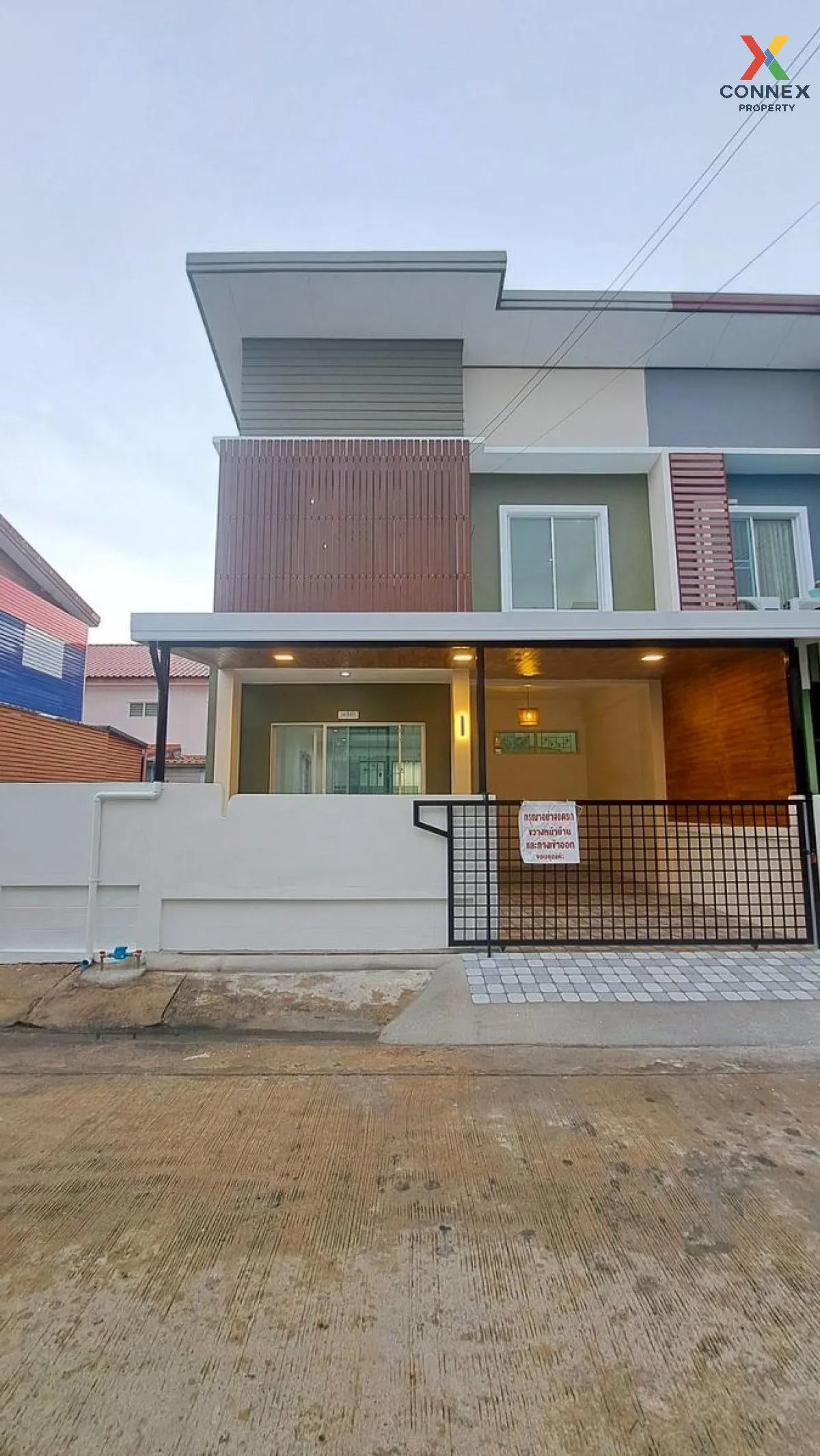 For Sale Townhouse/Townhome  , Buathong Thani Phase 17 , corner u 1