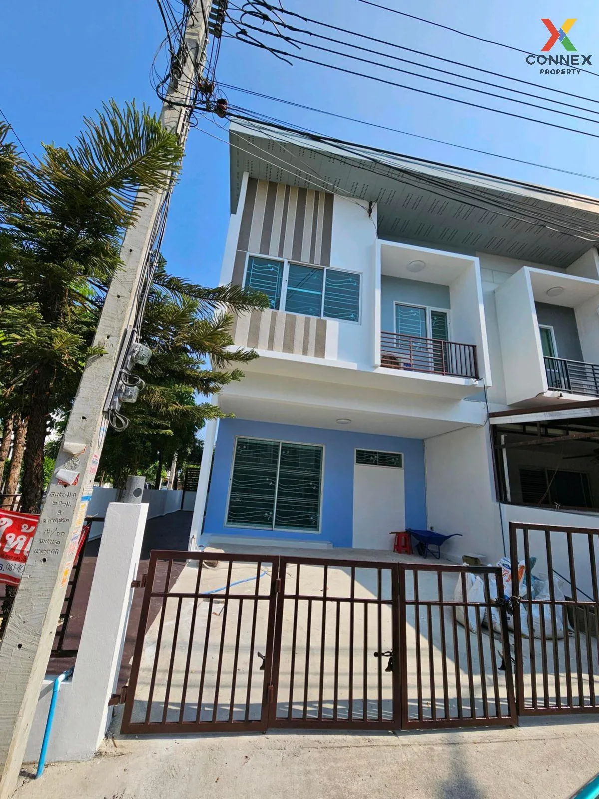 For Sale House , The Trust Srinakarin - Praeksa , Phraek Sa , Mue 1