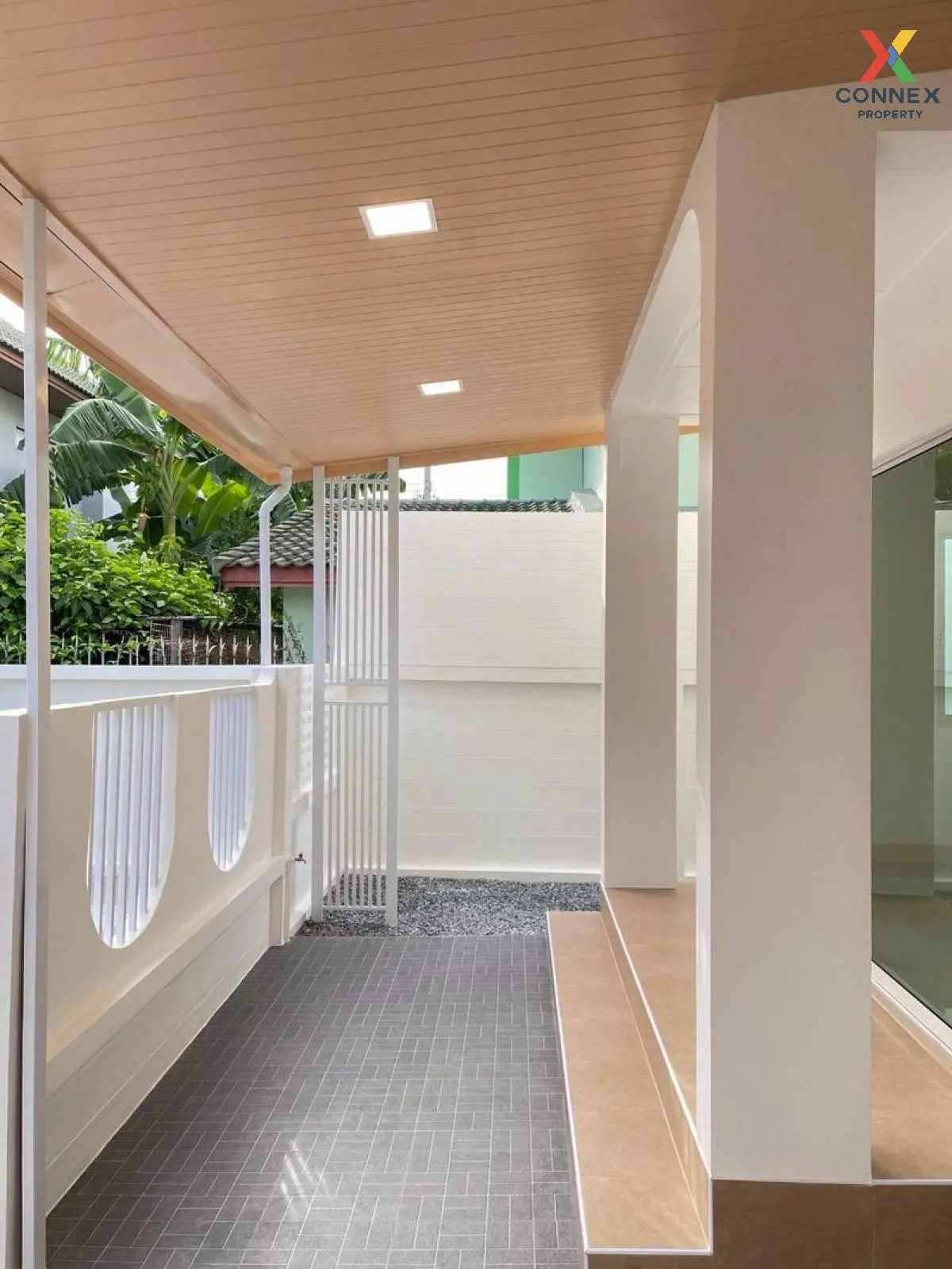 For Sale Townhouse/Townhome  , Buathong Thani Phase 18 , corner u 2