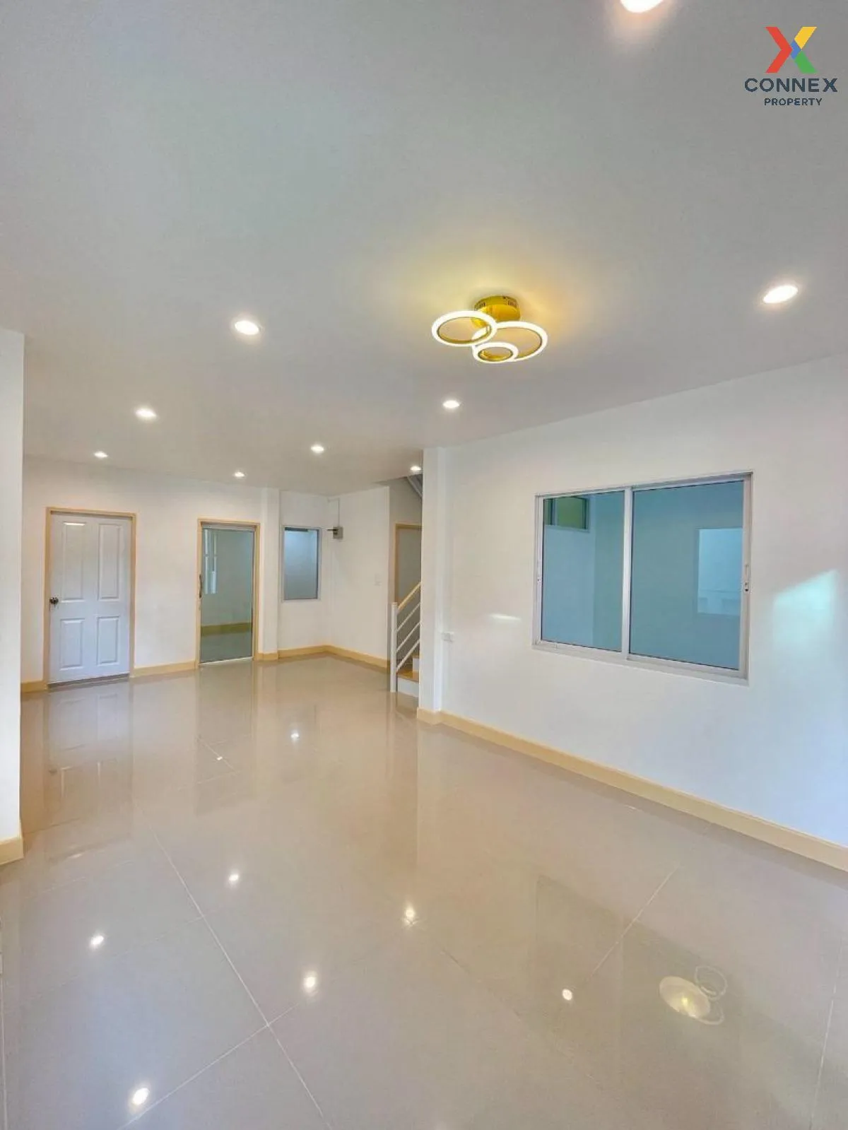 For Sale Townhouse/Townhome  , Buathong Thani Phase 18 , corner u 4