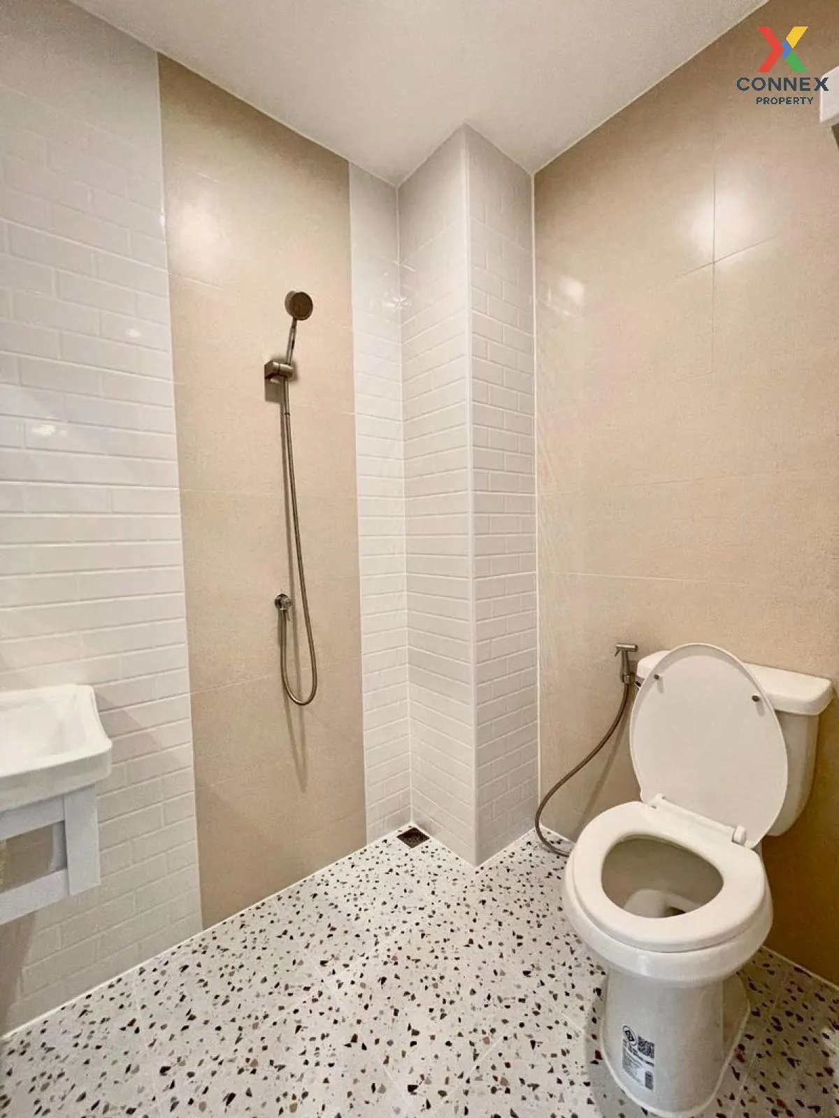For Sale Townhouse/Townhome  , Buathong Thani Phase 18 , corner u