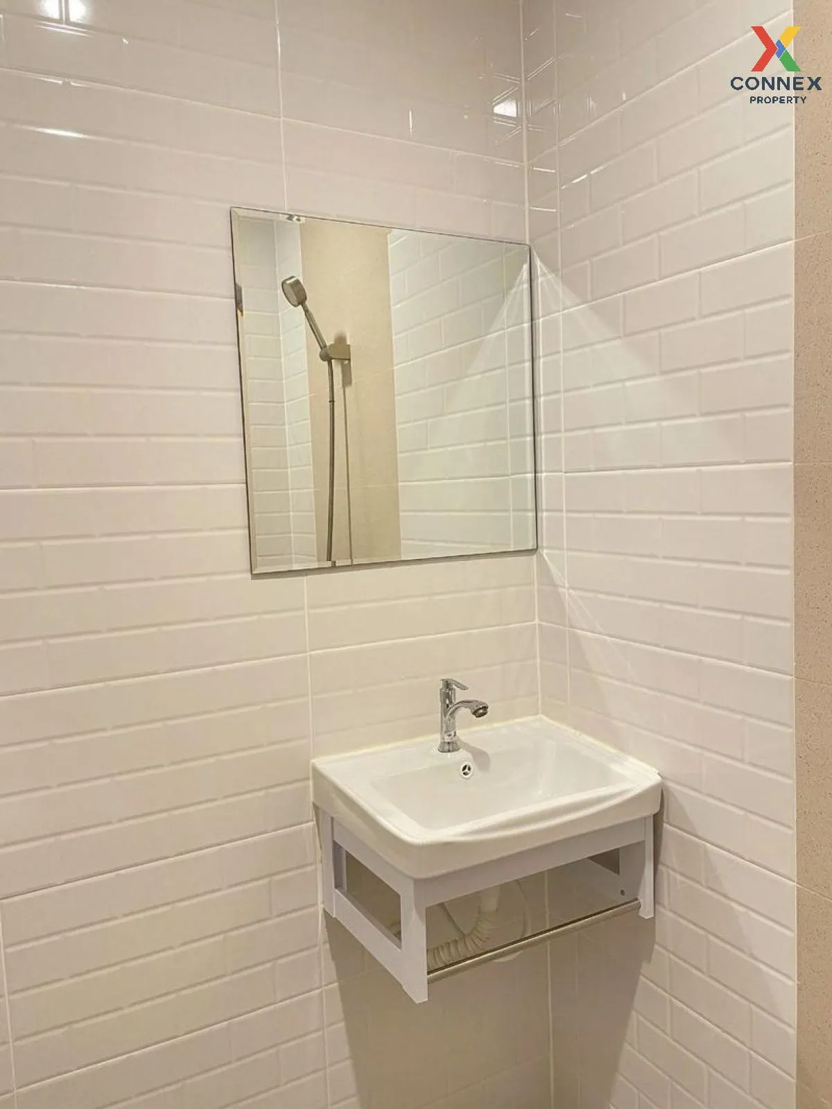 For Sale Townhouse/Townhome  , Buathong Thani Phase 18 , corner u
