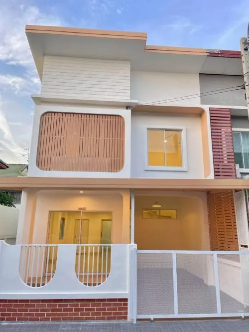 For Sale Townhouse/Townhome  , Buathong Thani Phase 18 , corner unit , newly renovated , Bang Bua Thong , Bang Bua Thong , Nonthaburi , CX-129499