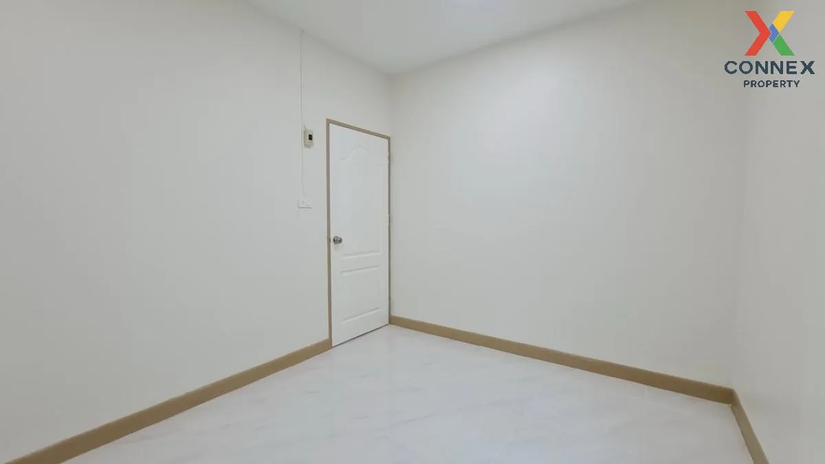 For Sale Townhouse/Townhome  , Baan Kittichai Villa 7 , Khu Fang 