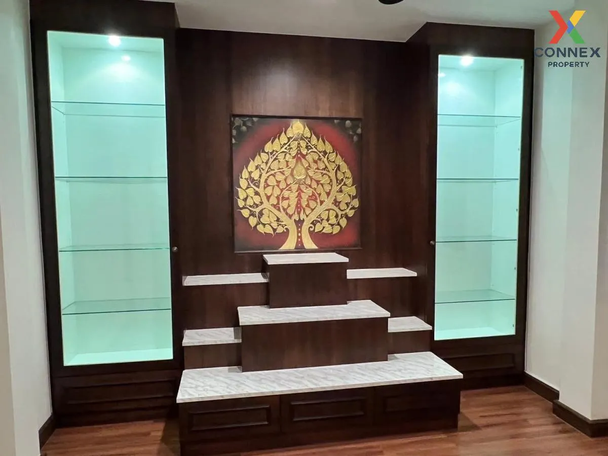 For Sale House , Casa Premium Rama 2 , corner unit , Tha Kham , B