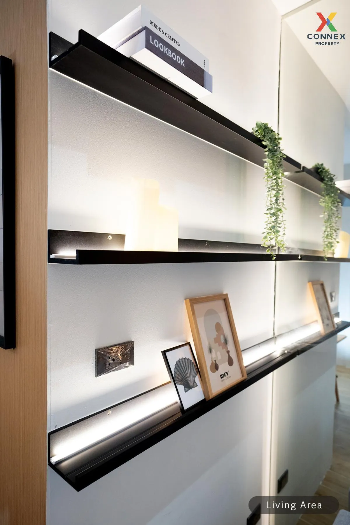 For Rent Townhouse/Townhome  , Yoo Charoen 29 , newly renovated ,