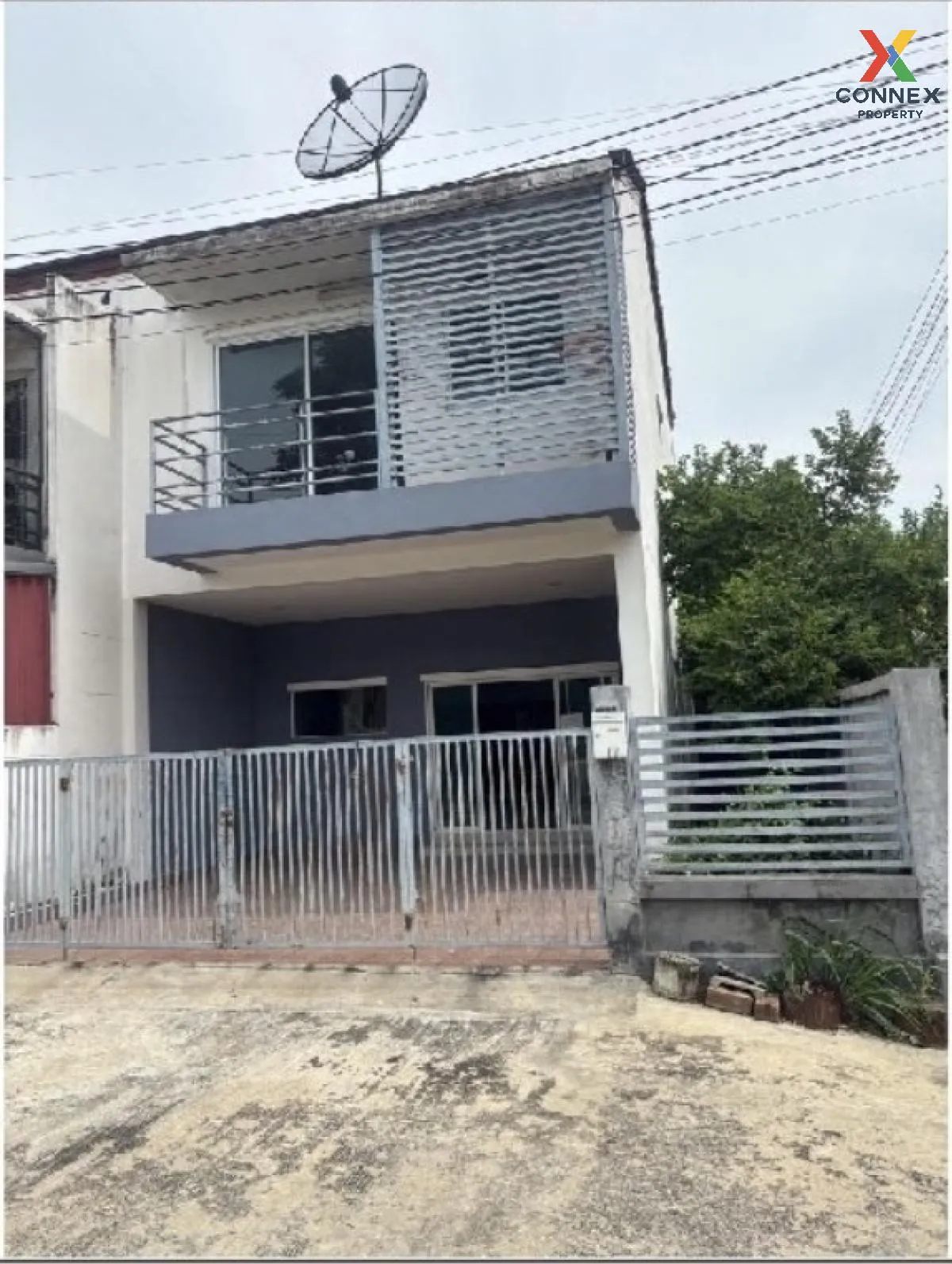 For Sale 2 - storey townhouse, area 208 square meters, Sam Chuk,  4