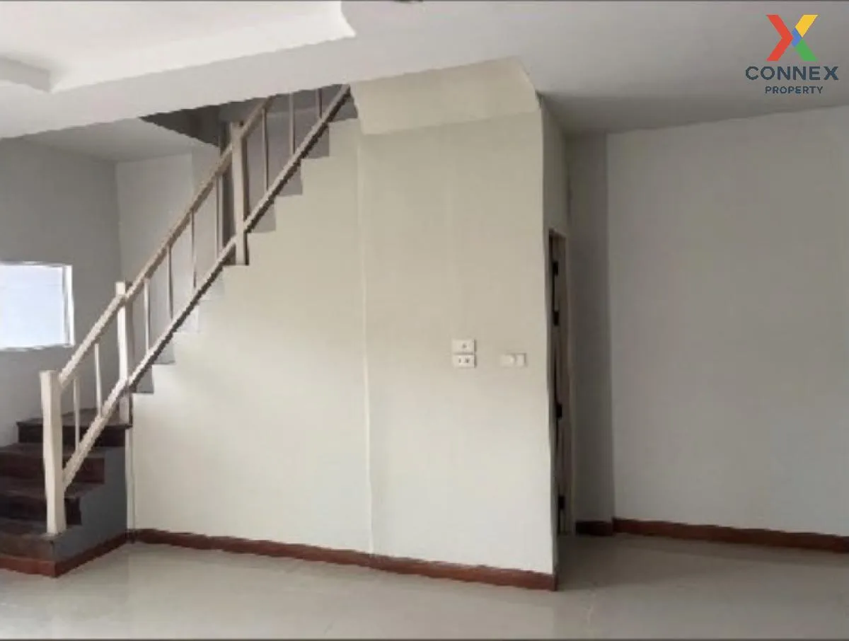 For Sale 2 - storey townhouse, area 208 square meters, Sam Chuk, 