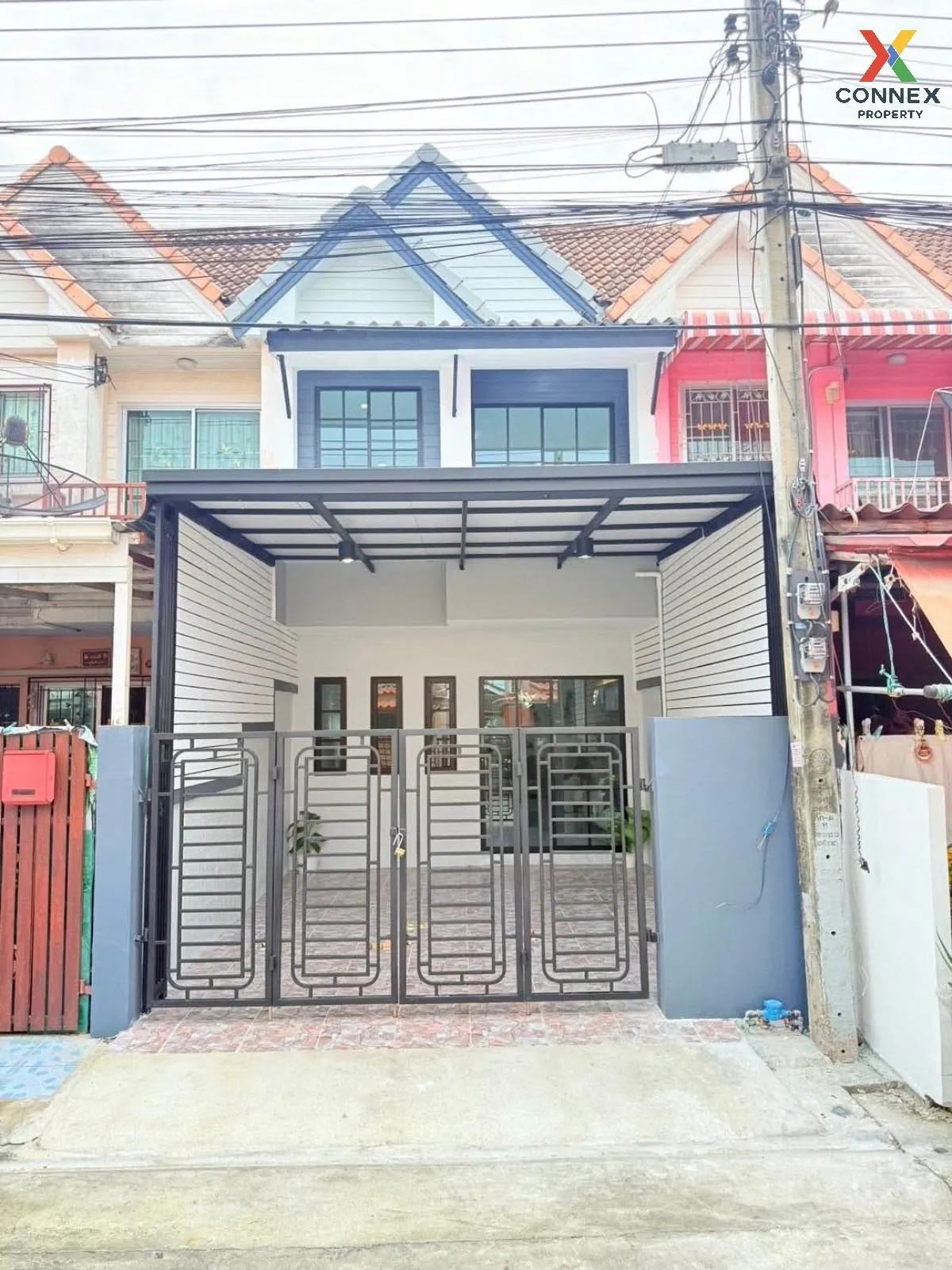 For Sale Townhouse/Townhome  , Baan Ratchathani 6 , newly renovat 1