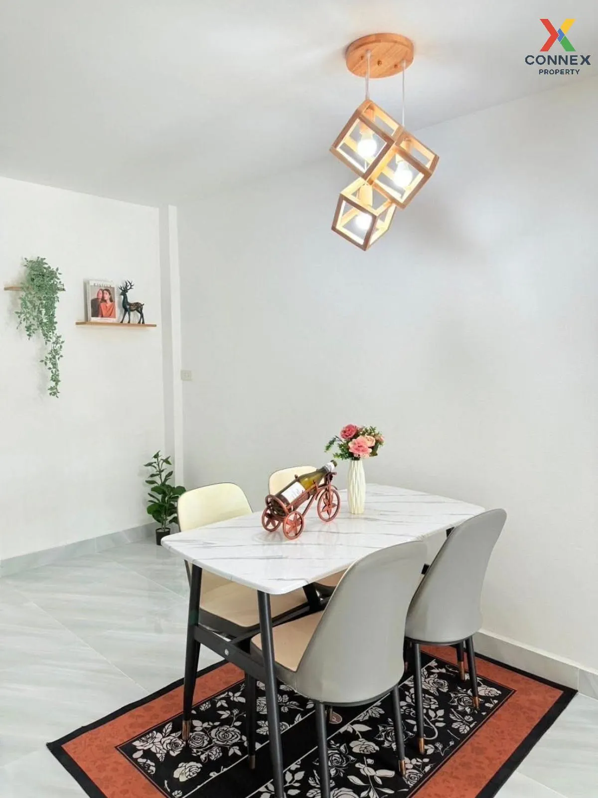 For Sale Townhouse/Townhome  , Baan Ratchathani 6 , newly renovat