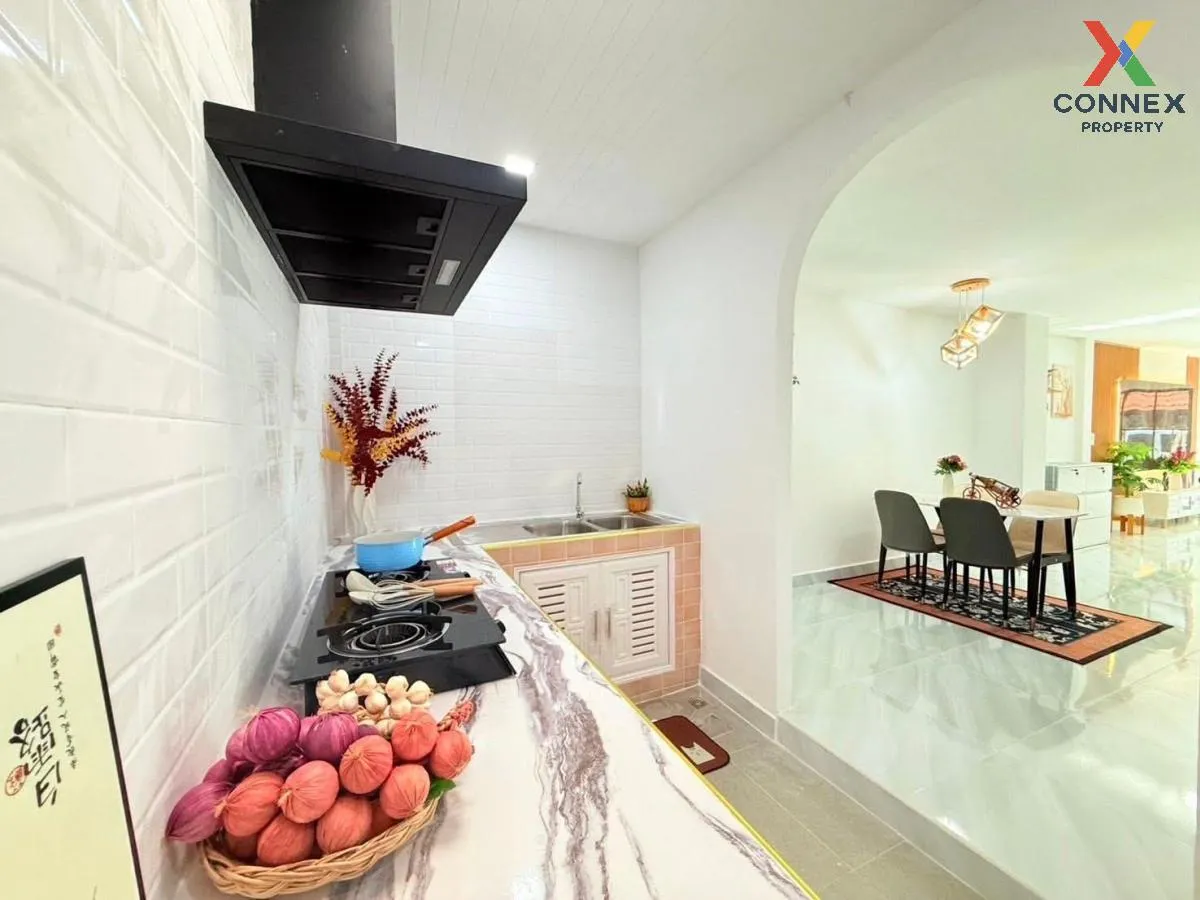 For Sale Townhouse/Townhome  , Baan Ratchathani 6 , newly renovat