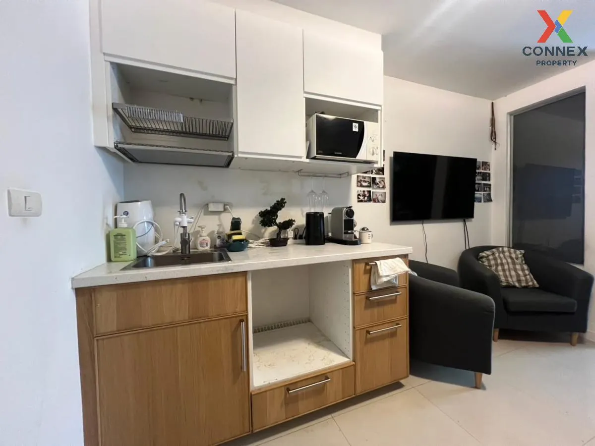 For Sale Condo , The Clover Thonglor , high floor , BTS-Thong Lo 
