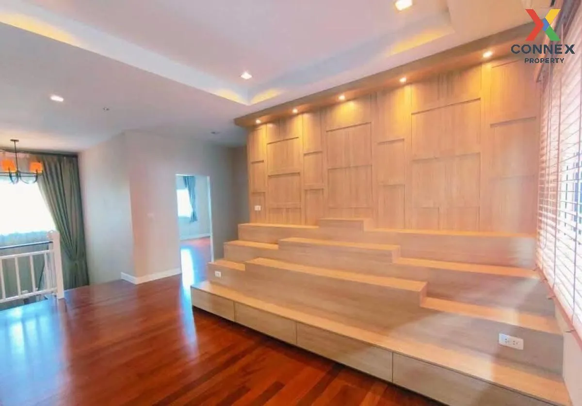 For Sale House , Burasiri Panyaindra , corner unit , Bang Chan , 