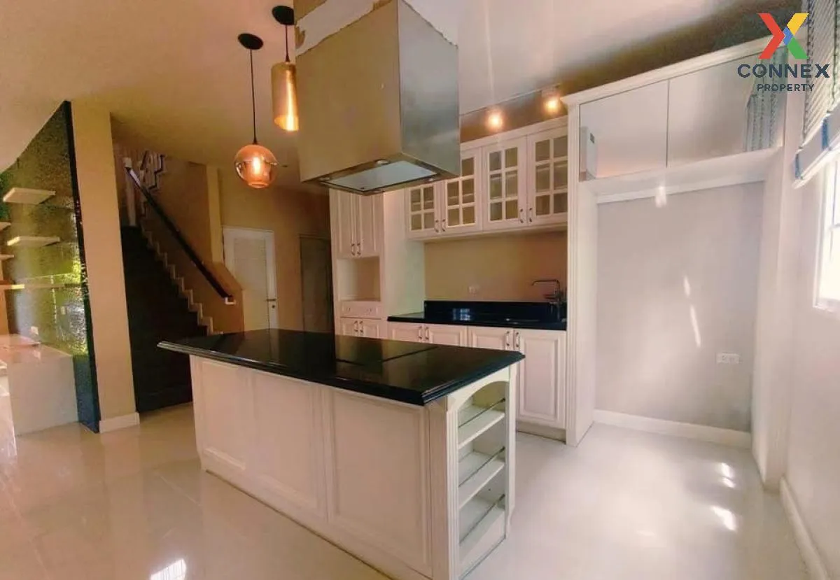 For Sale House , Burasiri Panyaindra , corner unit , Bang Chan , 