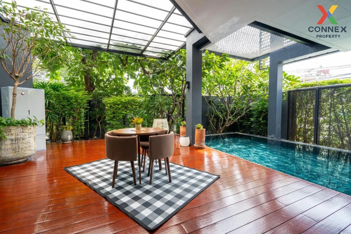 For Sale  3-storey detached house, pool villa with swimming pool,