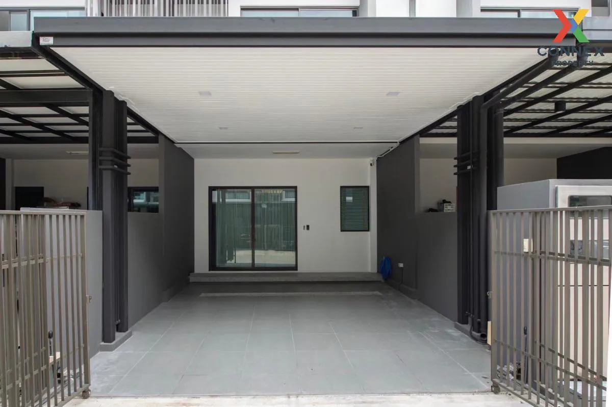 For Rent Townhouse/Townhome  , LANDMARK EKAMAI-RAMINDRA , Lat Phr 2