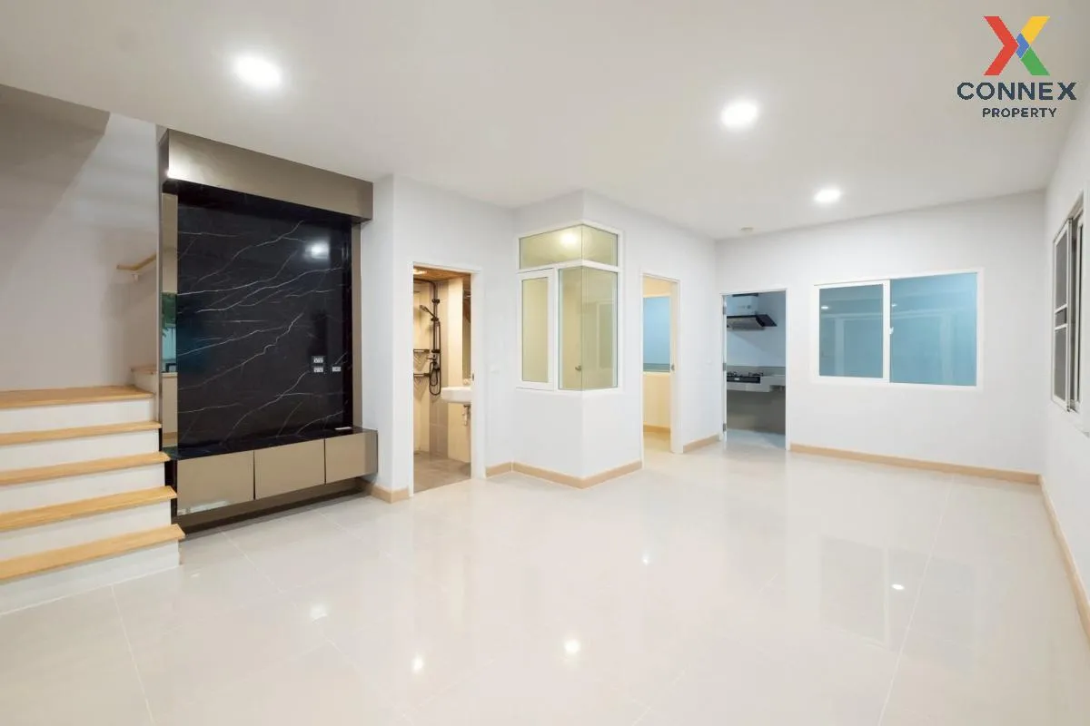 For Sale Townhouse/Townhome  , Casa City Bangna , Bang Kaeo , Ban 3