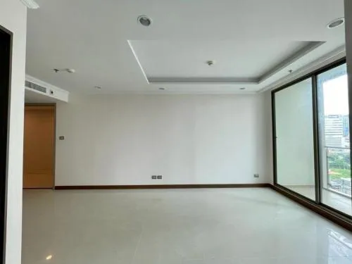 ขายคอนโด  ศุภาลัย โอเรียนทัล สุขุมวิท 39 MRT-เพชรบุรี คลองตันเหนือ เขต วัฒนา กรุงเทพ CX-129962