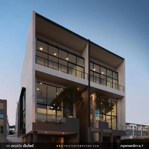 For Sale The Preston Empire , corner unit , wide frontage , Hua Mak , Bang Kapi , Bangkok , CX-130054