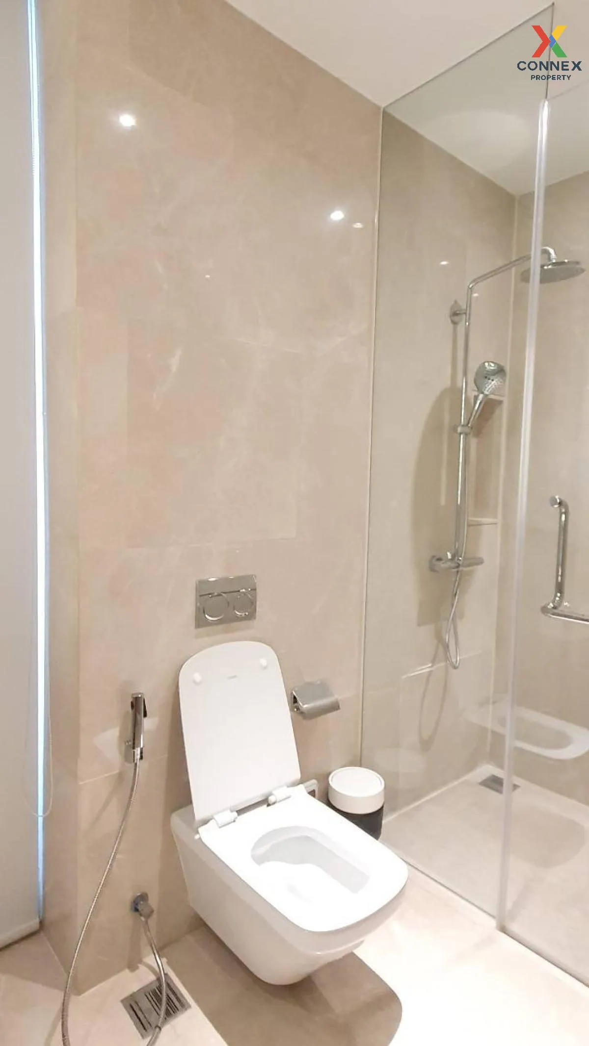 For Rent Condo , Magnolias Waterfront Residences , Khlong Ton Sai