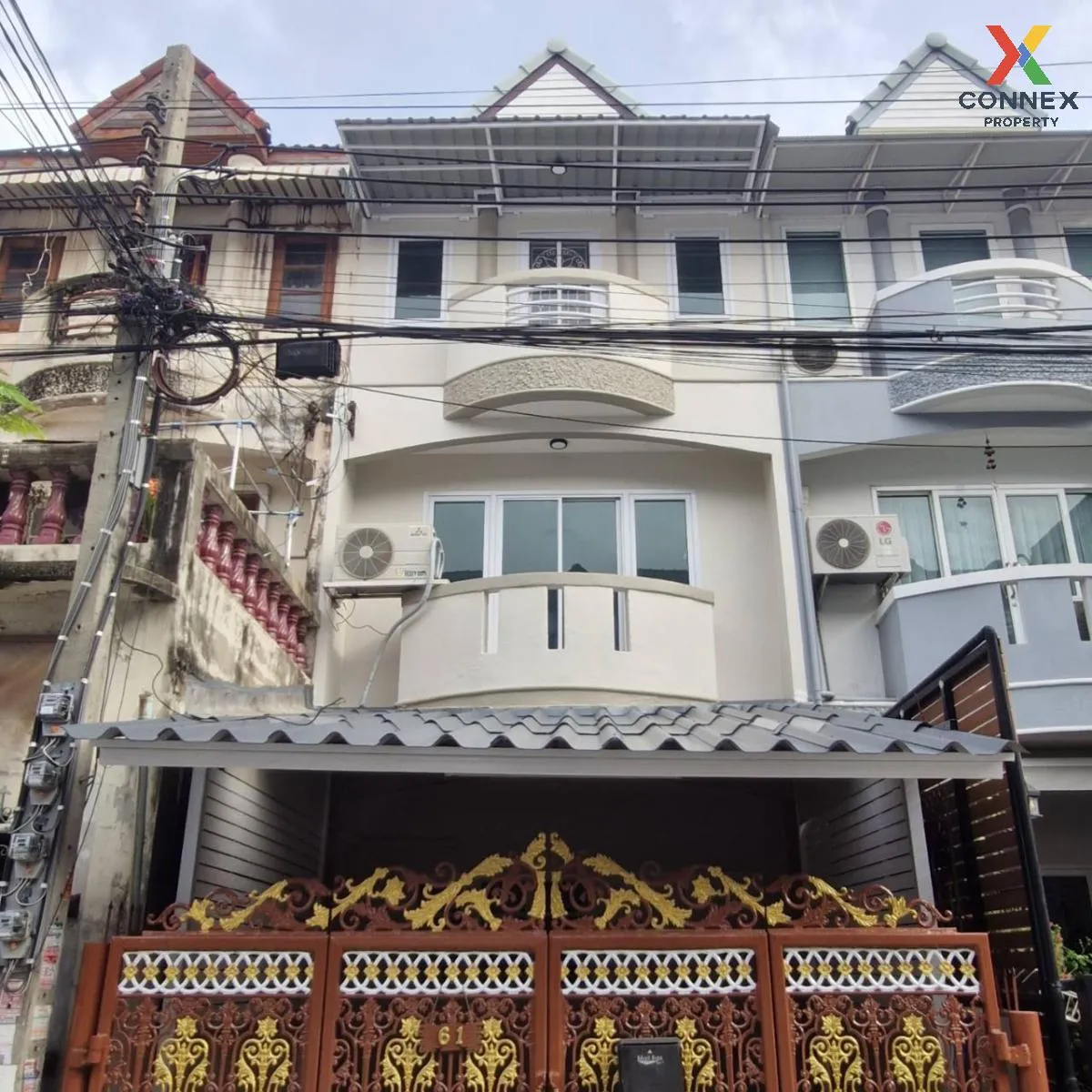 For Sale Townhouse/Townhome  , Tongthong 5 , newly renovated , Ba 1