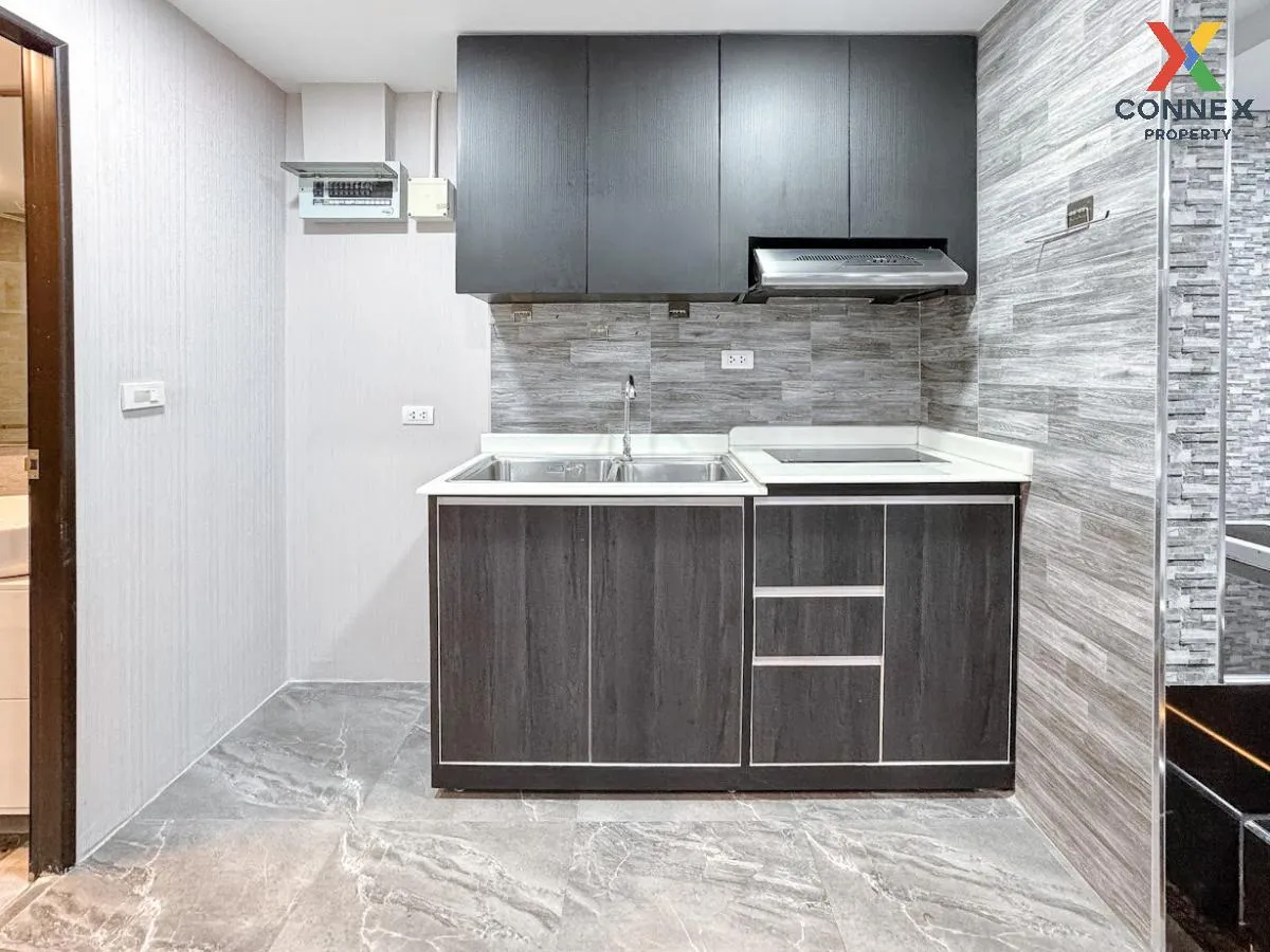 For Sale Condo , The Kris 3 Ratchada 17 , Ratchadaphisek , Din Da