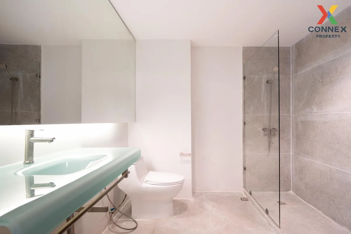 For Rent Condo , Waterford Diamond 30/1 , high floor , BTS-Phrom 