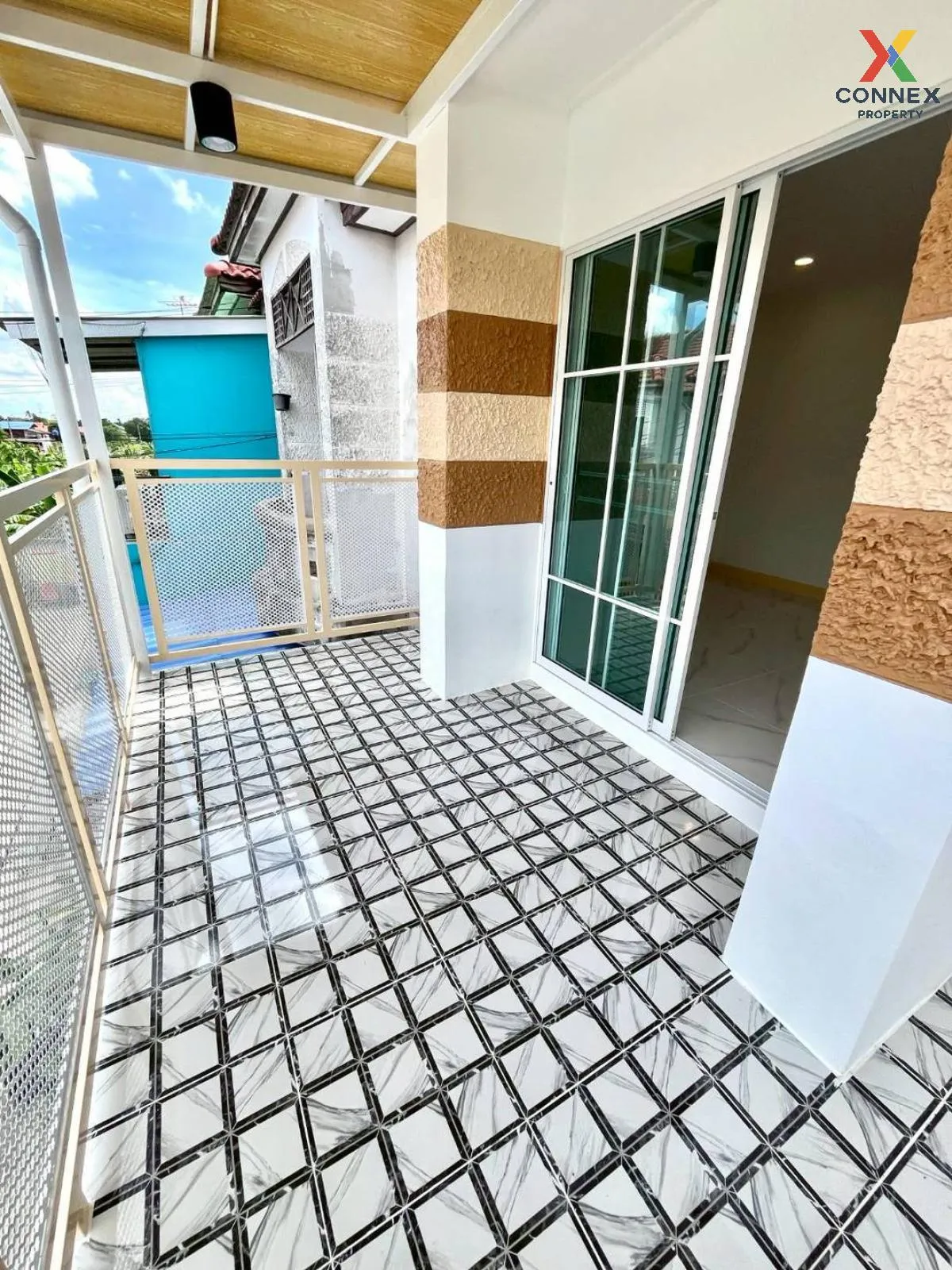 ขายทาวน์เฮ้าส์/ทาวน์โฮม  บ้านปิยวรารมย์ 3 รีโนเวทใหม่ ไทรน้อย ไทร