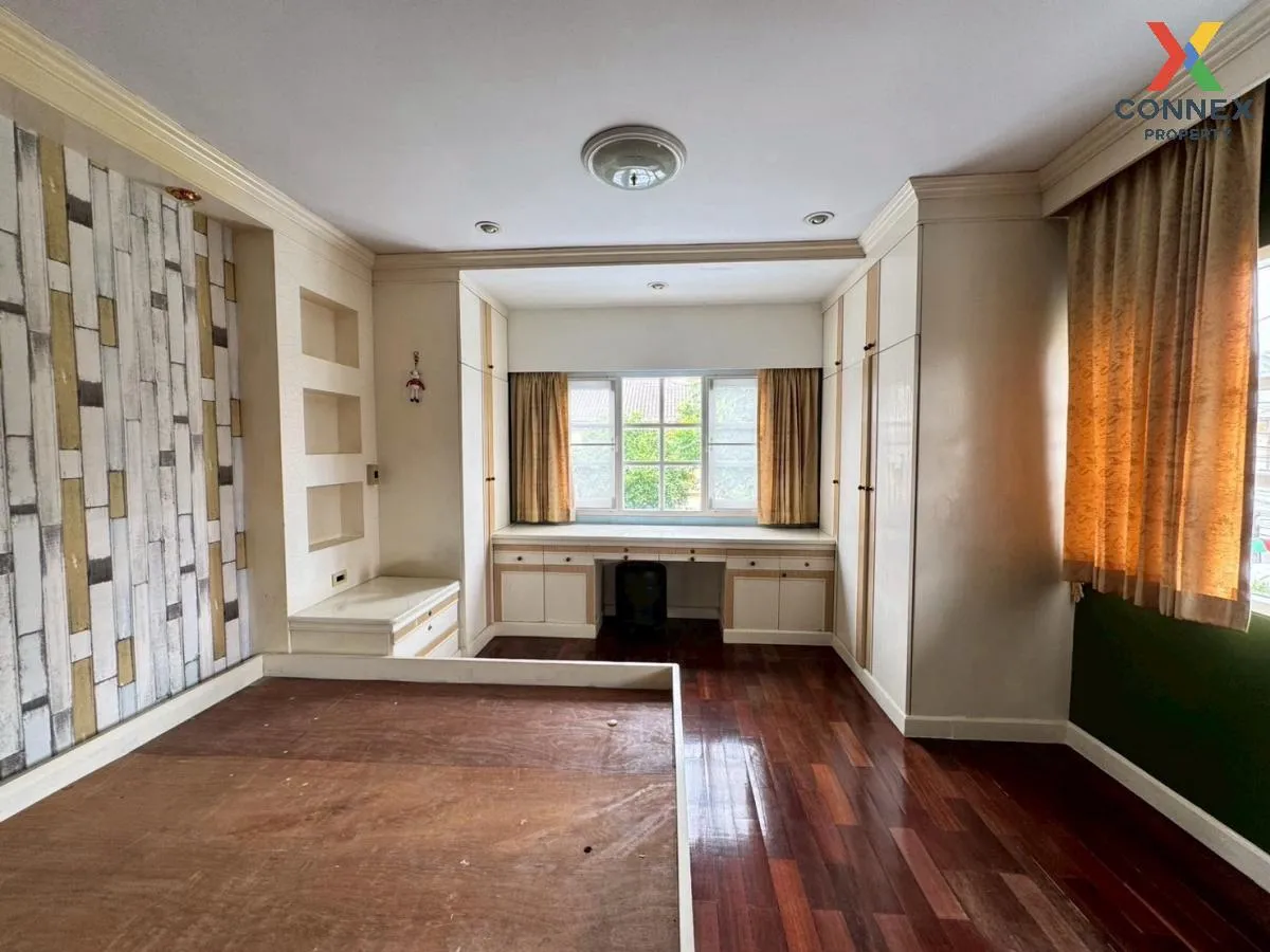 For Sale House , Kanda Classic Ville Phetkasem 81 , Tha Kham , Ba