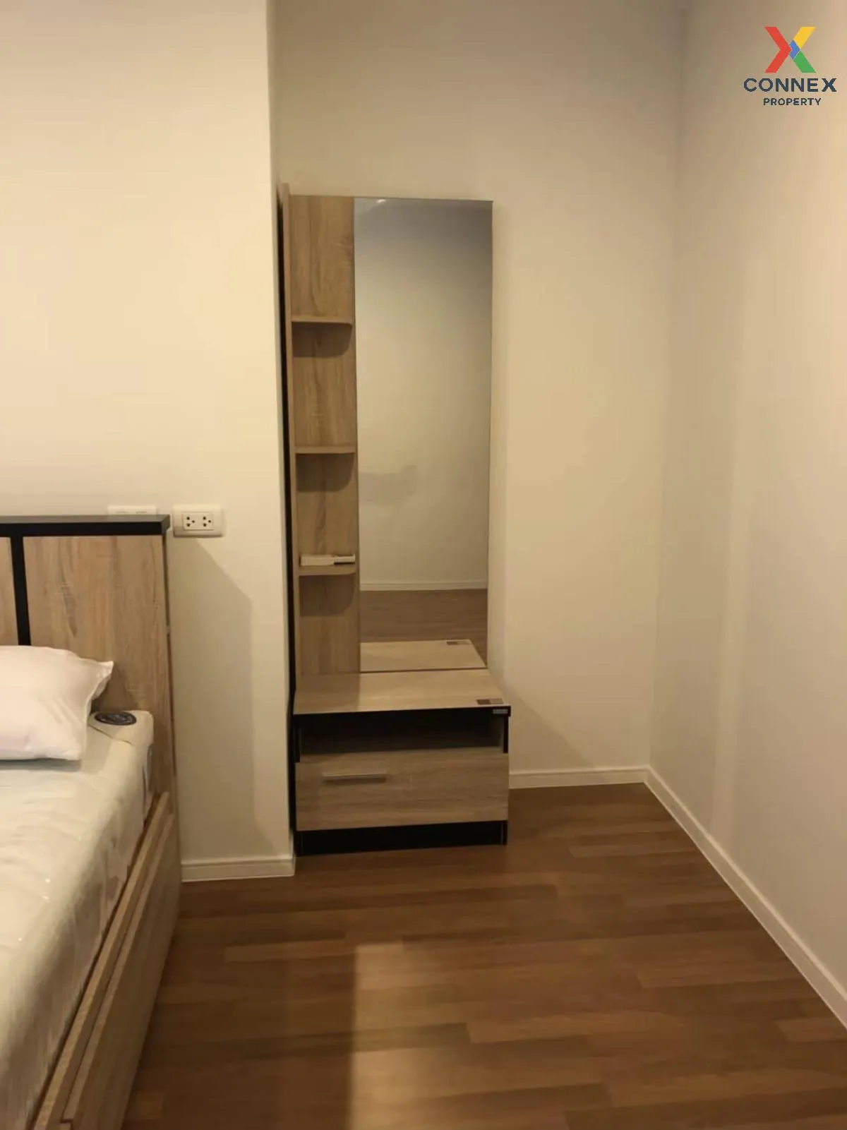 For Sale Condo , Lumpini Place Borom Ratchachonni - Pinklao , Tal