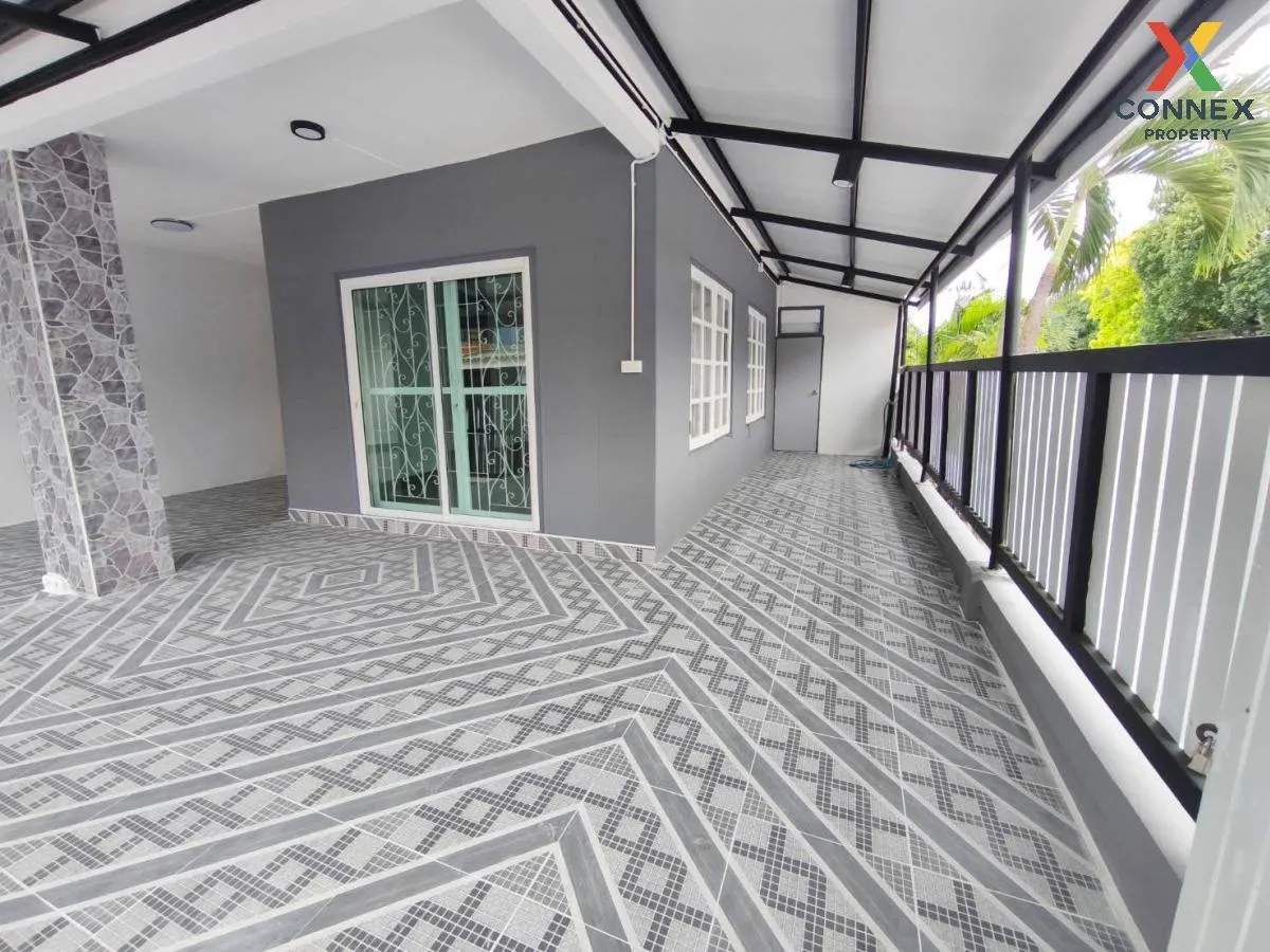 For Sale Townhouse/Townhome  , Baan Pruksa 15 Bangpu , corner uni