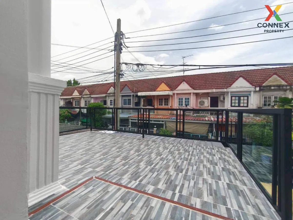 For Sale Townhouse/Townhome  , Por. Pasuk Nives , newly renovated