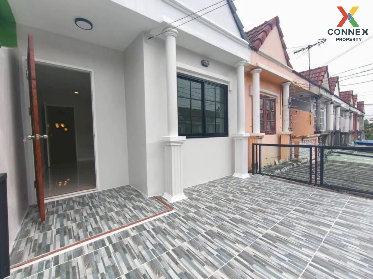 For Sale Townhouse/Townhome  , Por. Pasuk Nives , newly renovated