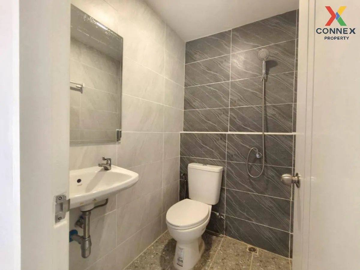 For Sale Townhouse/Townhome  , Por. Pasuk Nives , newly renovated