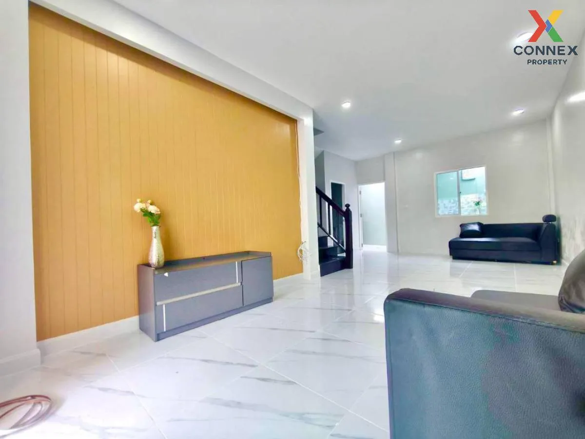 For Sale Townhouse/Townhome  , Lio Wongwaen-Pinklao , newly renov 4