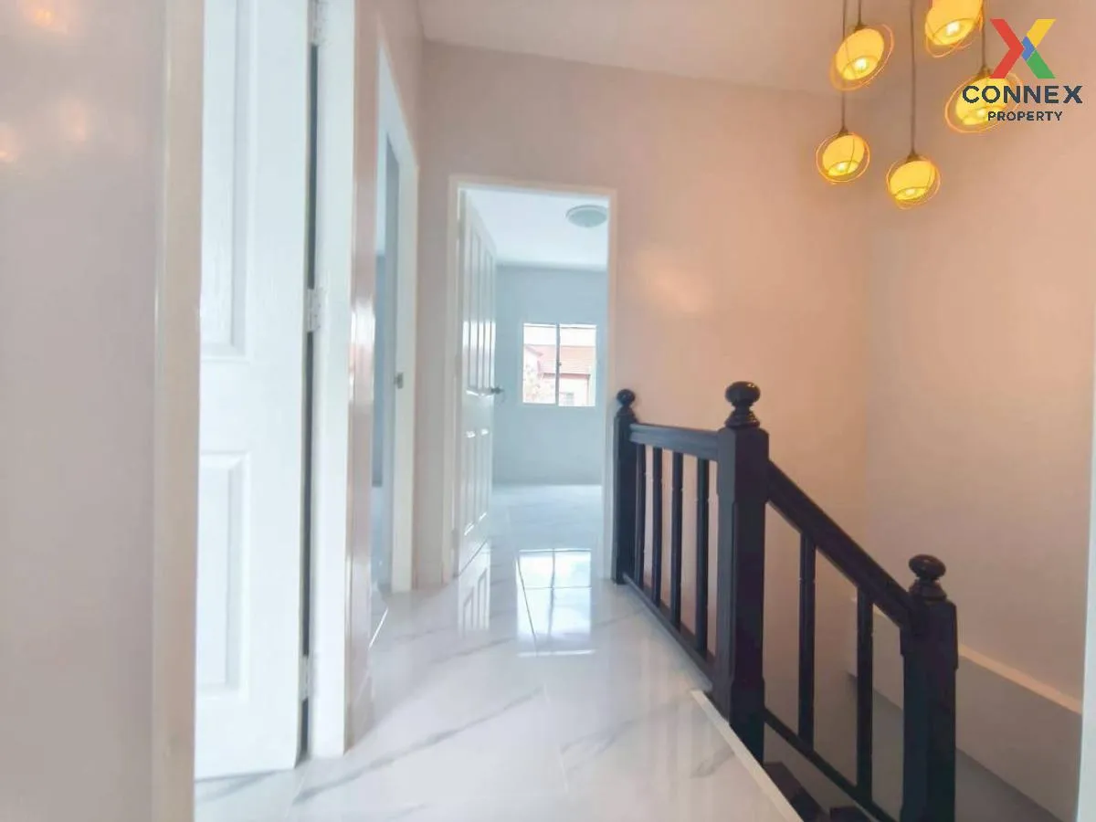 For Sale Townhouse/Townhome  , Lio Wongwaen-Pinklao , newly renov