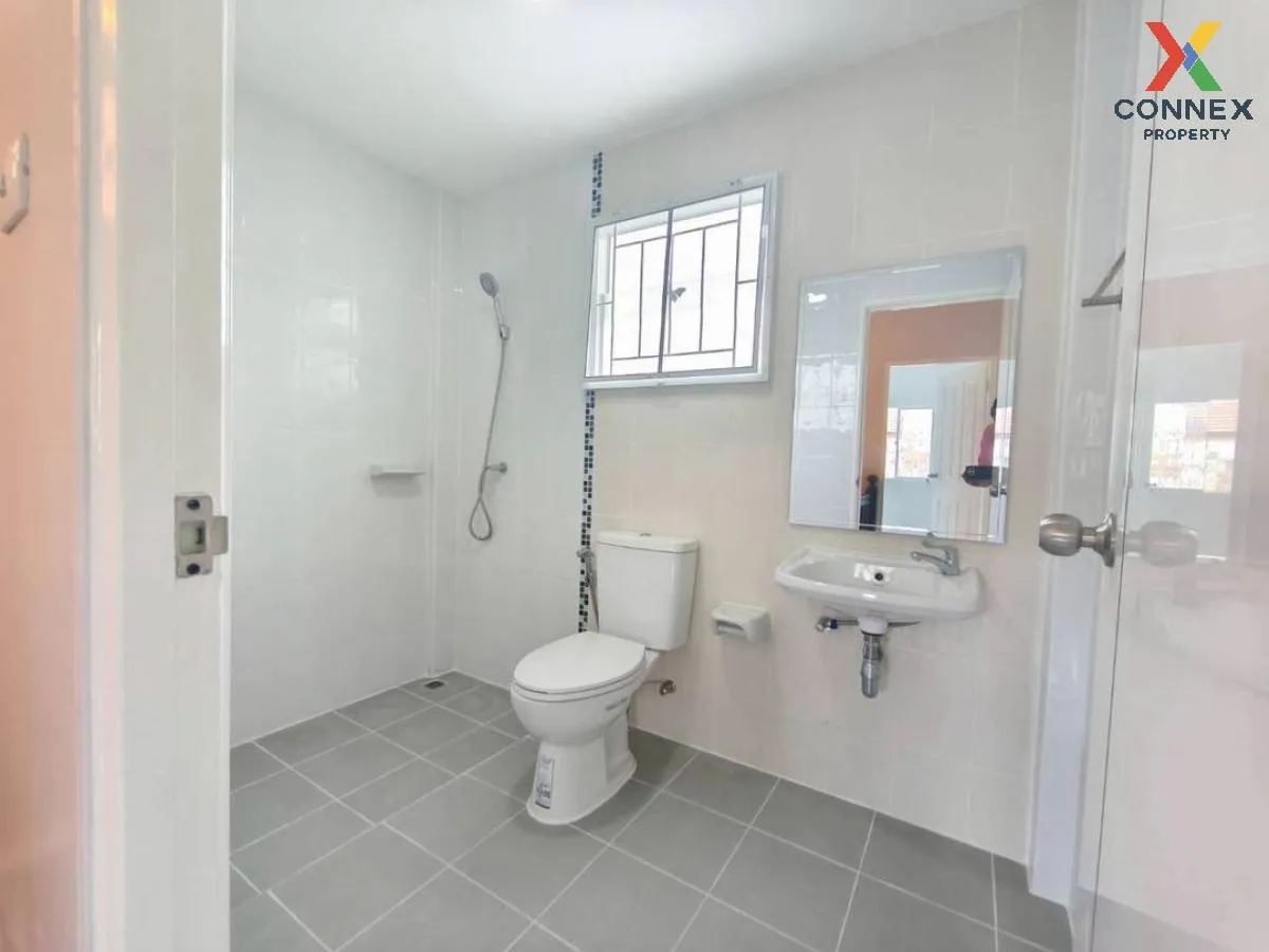 For Sale Townhouse/Townhome  , Lio Wongwaen-Pinklao , newly renov