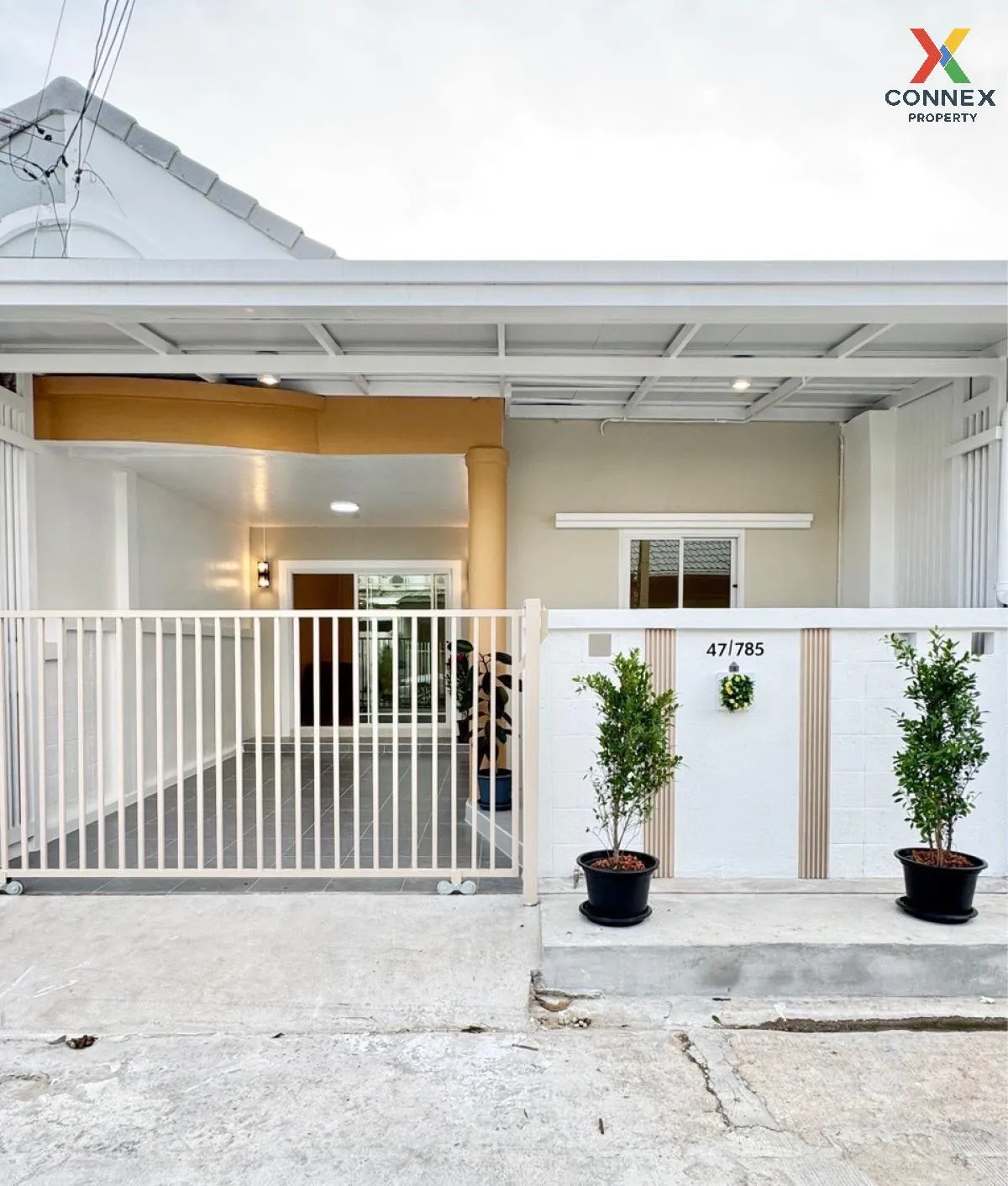 For Sale Townhouse/Townhome  , Baan Rom Ngao Mai , newly renovate 1
