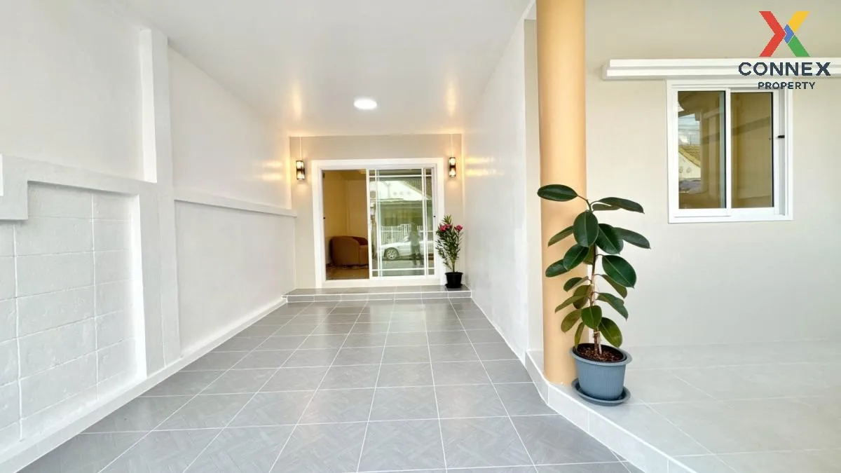For Sale Townhouse/Townhome  , Baan Rom Ngao Mai , newly renovate 3
