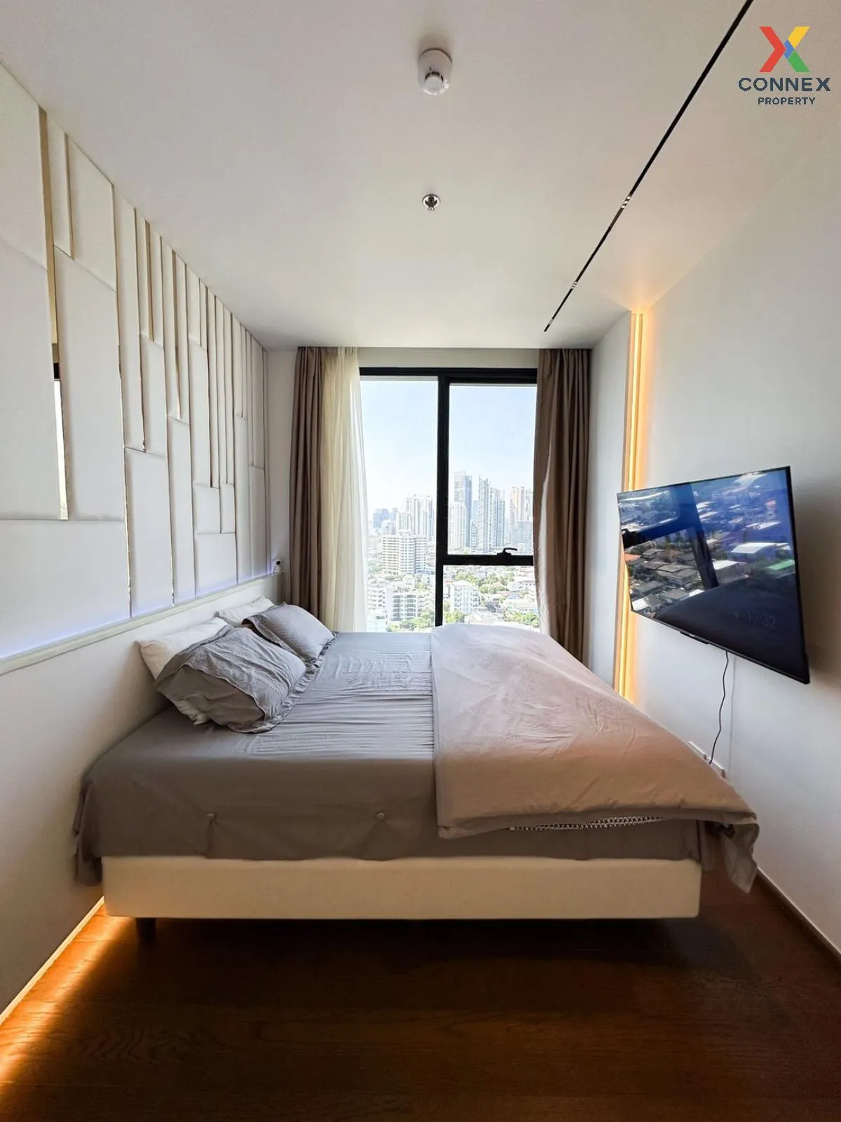 For Sale Condo , Ideo Q Sukhumvit 36 , nice view , corner unit , 