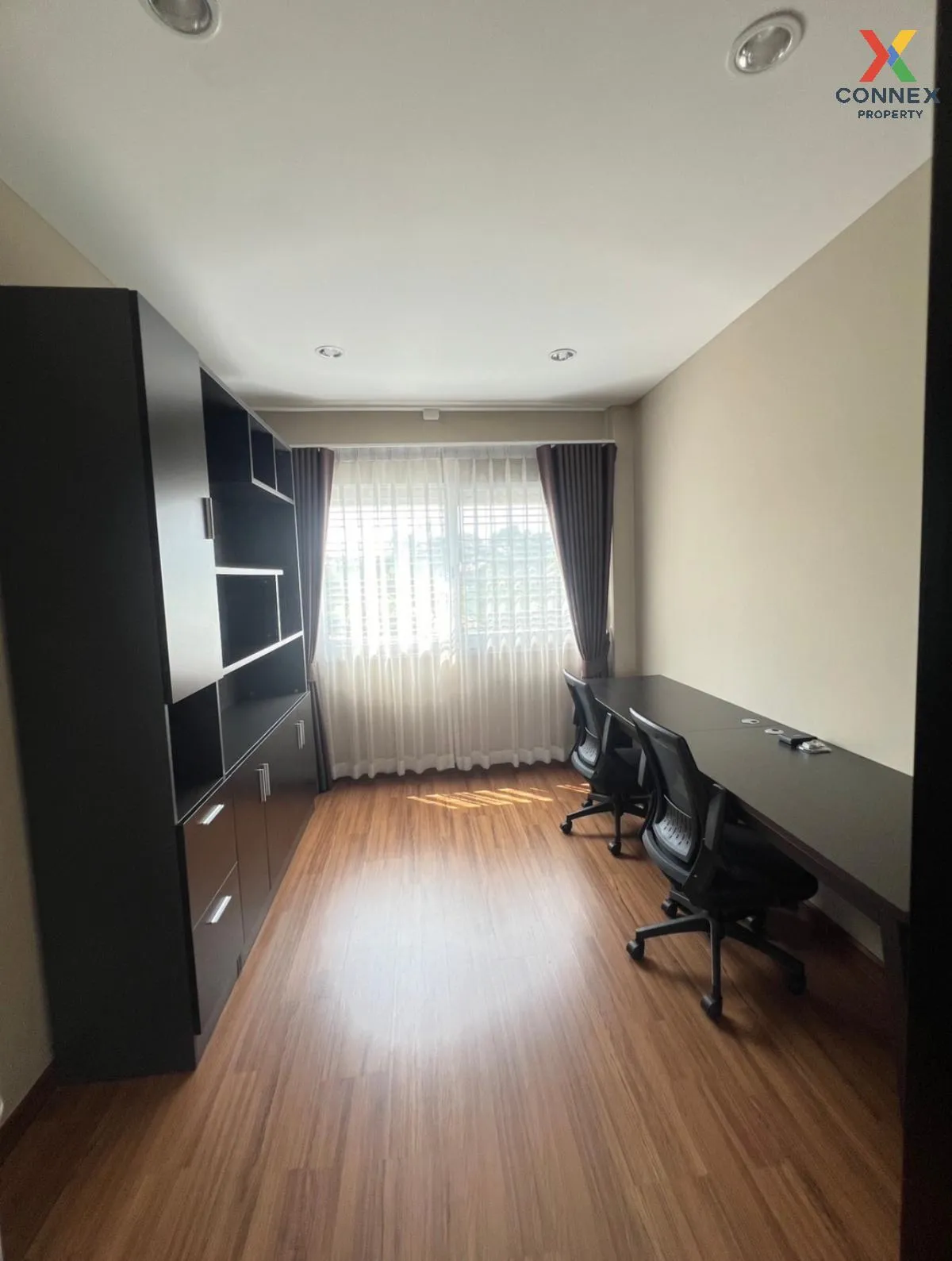 For Sale The Glorious Townhome Lat Krabang Suvarnabhumi , Lat Kra