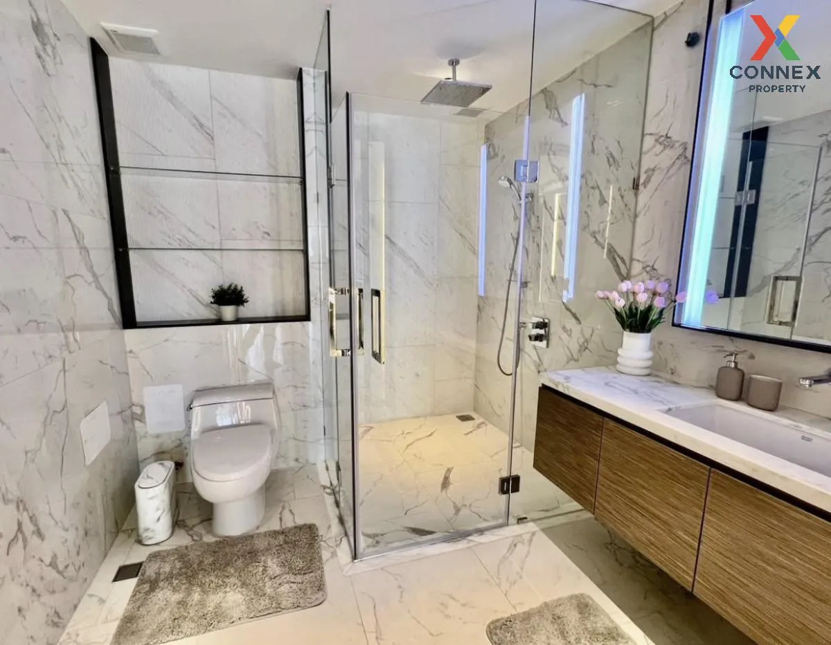 For Rent Condo , FYNN Sukhumvit 31 , nice view , high floor , cor 4