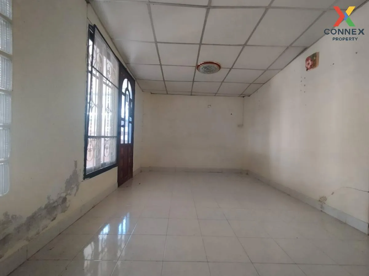For Sale Townhouse/Townhome  , Baan Buathong 4 Baan Kluay-Sai Noi