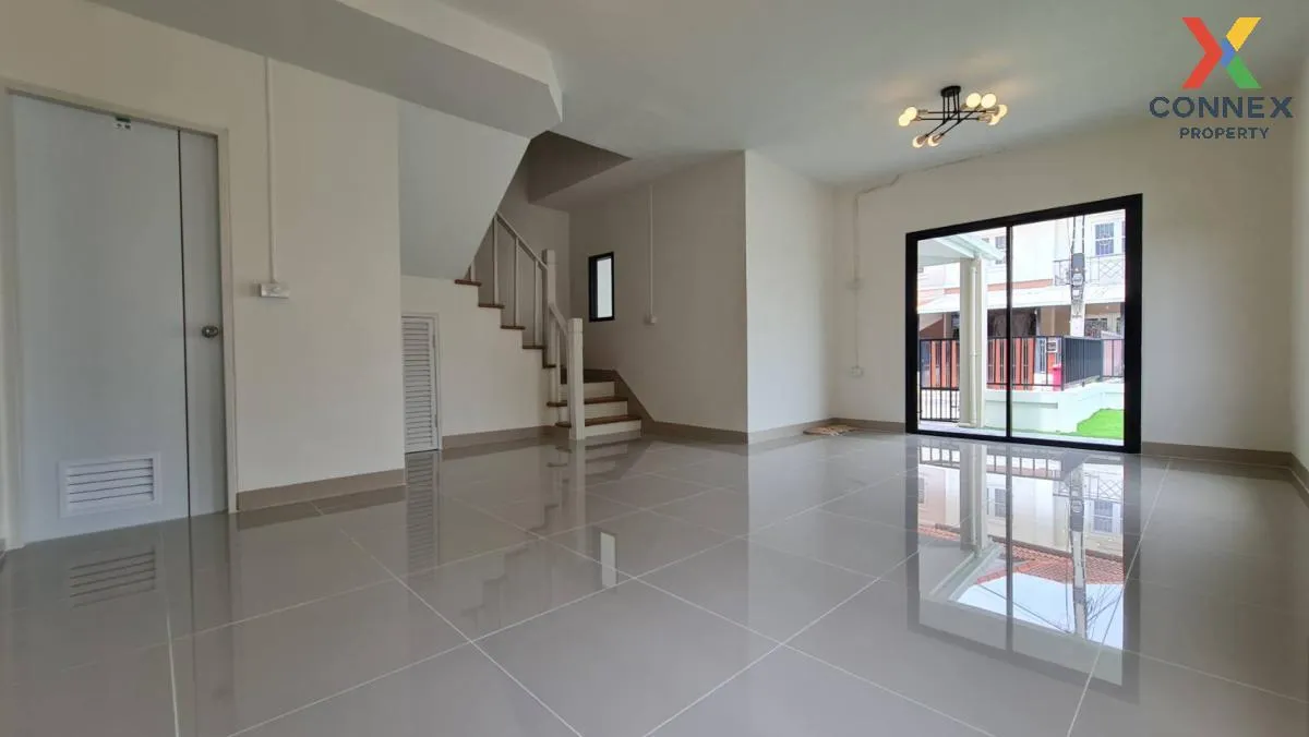 ขายทาวน์เฮ้าส์/ทาวน์โฮม  บ้านพฤกษา 21 บางใหญ่ ห้องมุม รีโนเวทใหม่