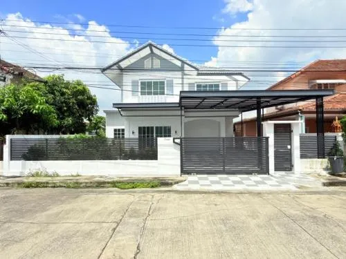ขายบ้าน  คาซาลีน่า นิมิตรใหม่ – มีนบุรี รีโนเวทใหม่ ทรายกองดิน เขต คลองสามวา กรุงเทพ CX-130665