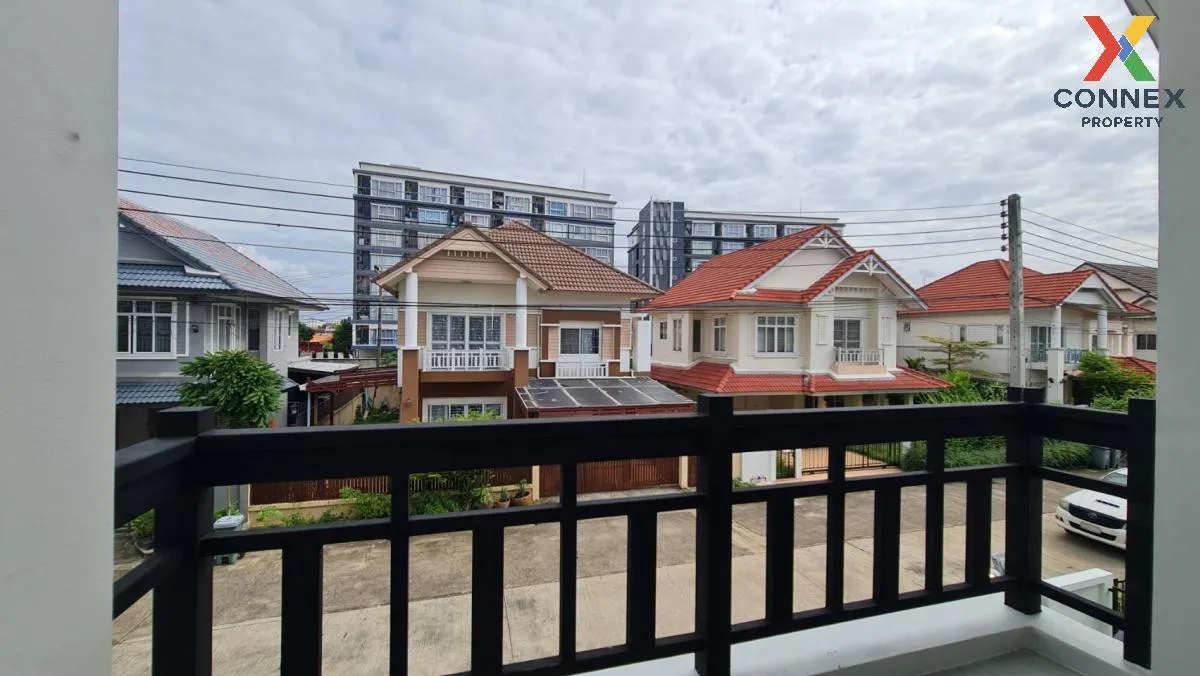 ขายบ้าน  บ้านฟลอราวิลล์ รังสิต - ปทุมธานี รีโนเวทใหม่ บางพูด เมือ