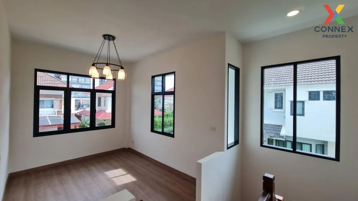 ขายบ้าน  บ้านฟลอราวิลล์ รังสิต - ปทุมธานี รีโนเวทใหม่ บางพูด เมือ