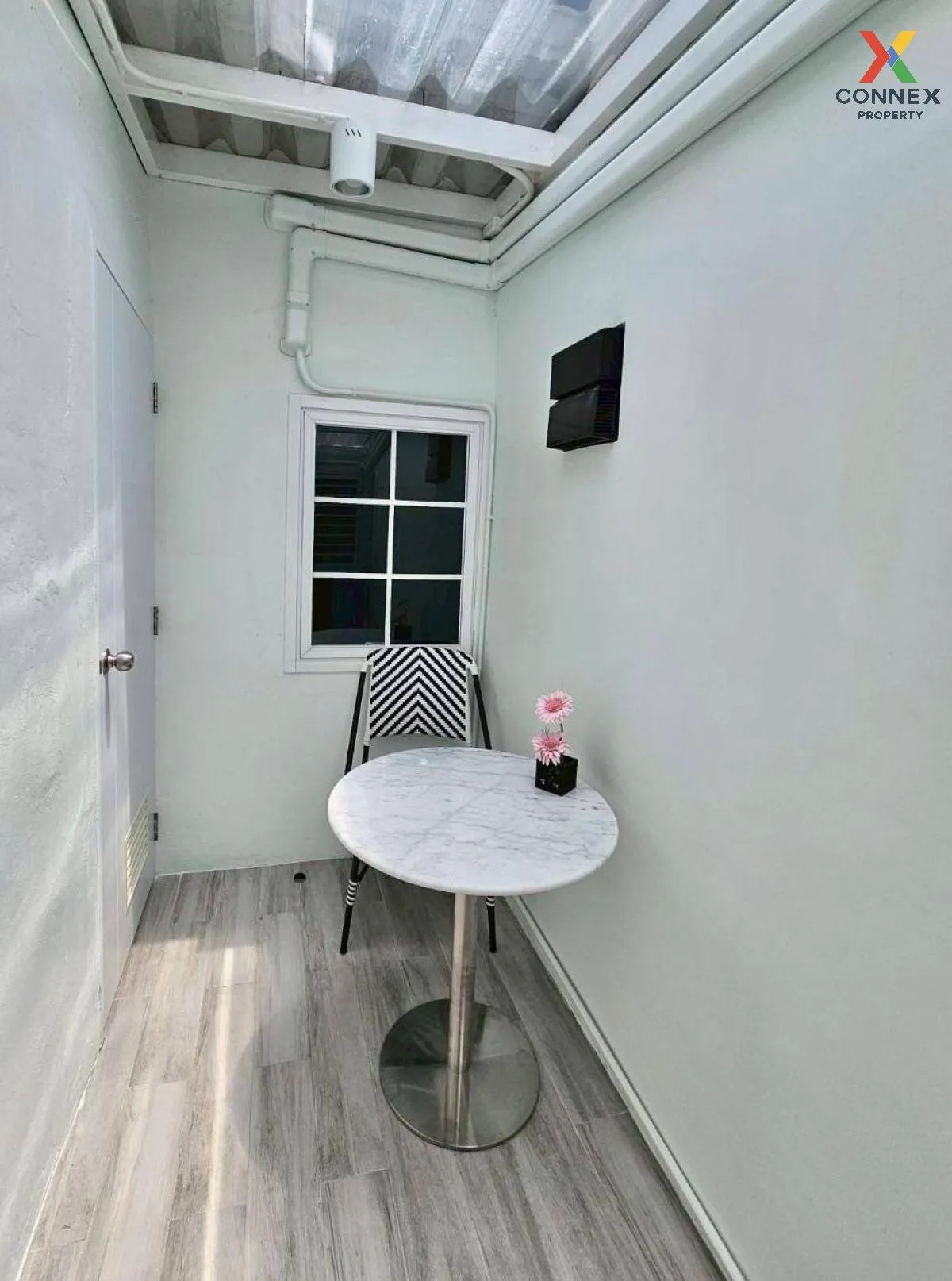 For Rent Townhome , Sukhumvit 54 , newly renovated , Phra Khanong