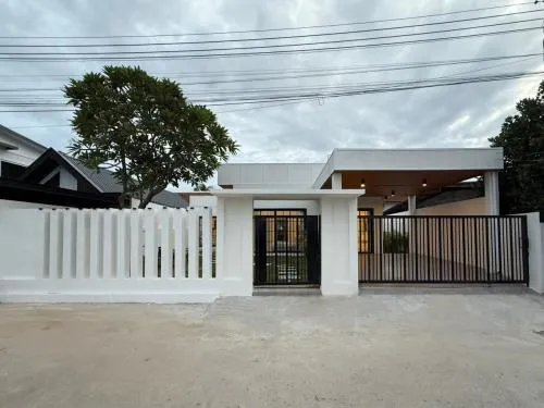For Sale Pool villa house, prime location, area 63.8 sq m, Nong Prue, Chonburi , Mueang Phata , Bang Lamung , Chon Buri , CX-130737